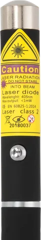 Puntero láser violeta Z1 – primer plano de la etiqueta de advertencia con la clase láser